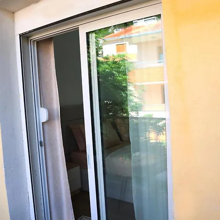 Joni S Lägenhet